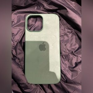 iPhone 13 Pro Max Silicone Case with MagSafe
- Eucalvptus